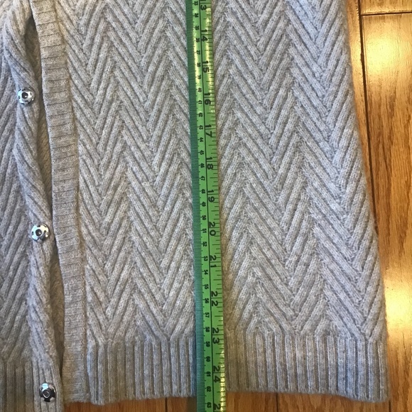Lambswool cardigan - Picture 7 of 11